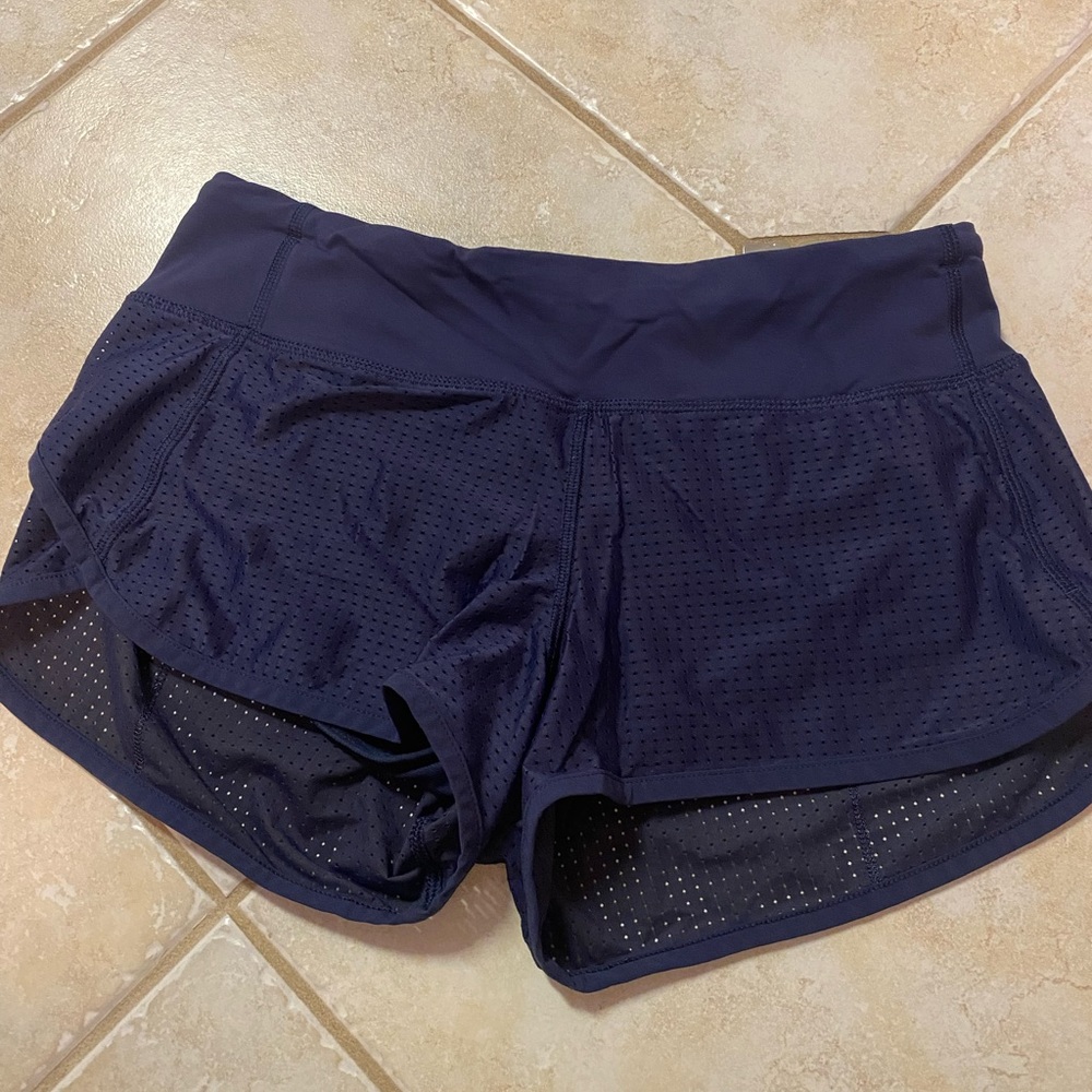 Lululemon speed up mid rise lined short 2.5”